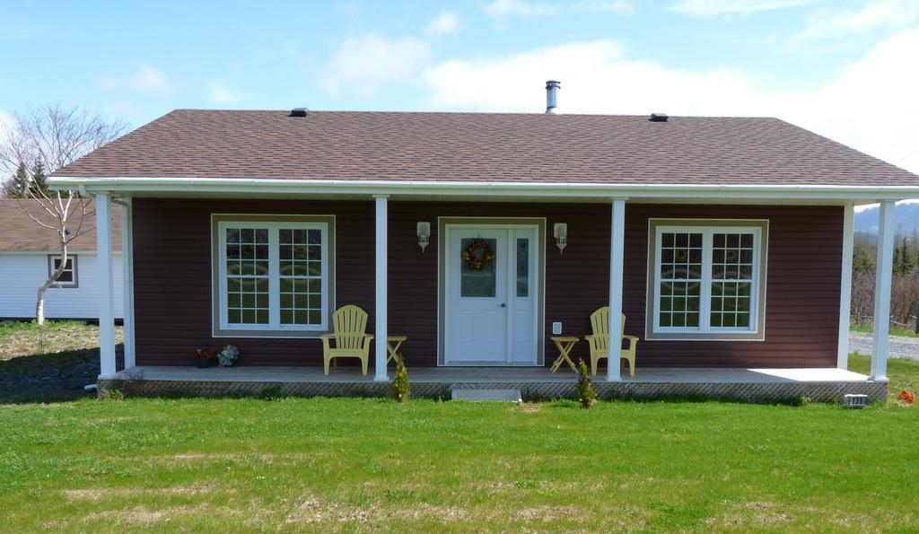 Oliver'S Landing Villa Rocky Harbour Room photo